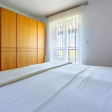 Mirena Apartment