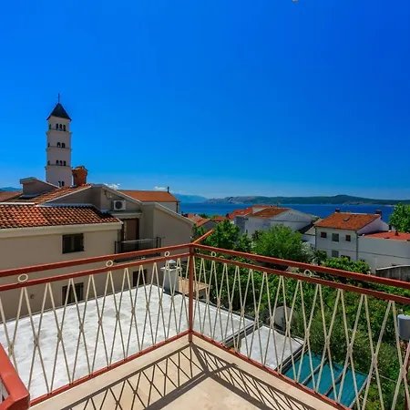 Mirena Apartmán