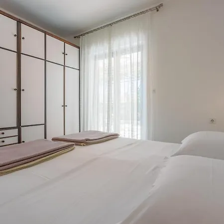 Mirena Apartment Crikvenica