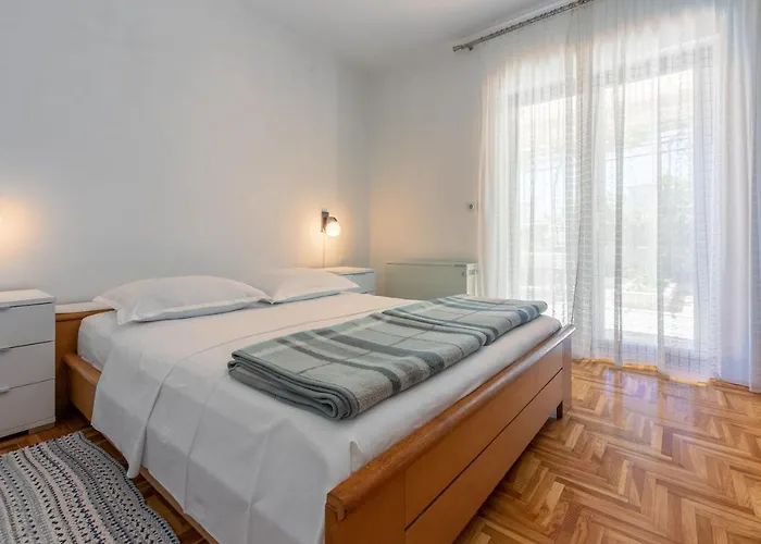 Mirena Appartement *