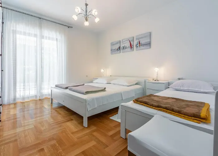 Mirena Appartement *