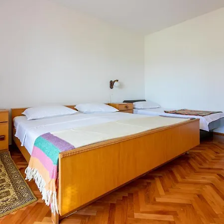 Apartman Mirena
