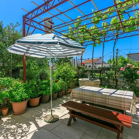 Mirena Апартаменты Цриквеница