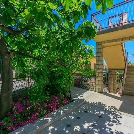 公寓 Mirena 茨里克韦尼察